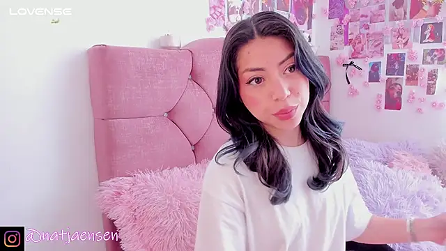 natalie jaensen online show from 03-13-25, 02:33