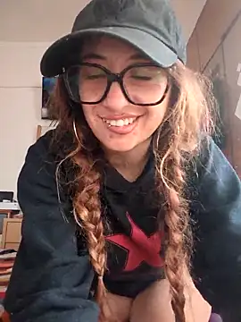 Snapshot of xgabyenlalunax chatting on 02-19-25, 04:00 xgabyenlalunax online show from 02-19-25, 04:00
