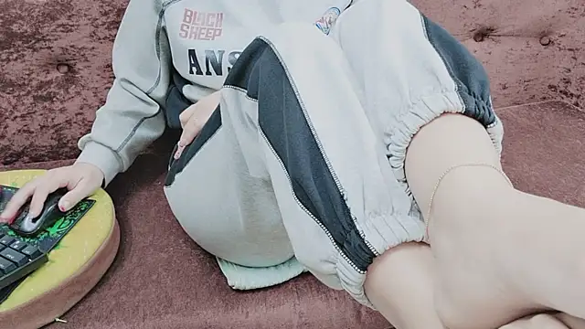 Sophie Secret online show from 10-25-25, 09:26