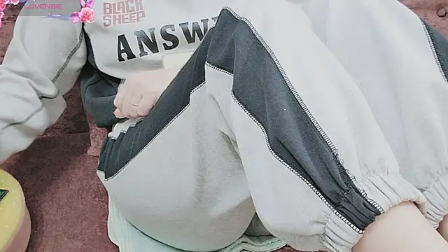 Sophie Secret online show from 11-02-25, 10:04