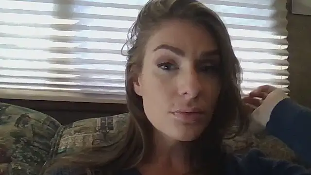 Snapshot of Milfywaysx chatting on 09-08-25, 07:46 Milfywaysx online show from 09-08-25, 07:46