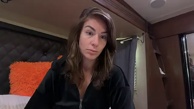 Snapshot of Milfywaysx chatting on 10-01-25, 03:05 Milfywaysx online show from 10-01-25, 03:05