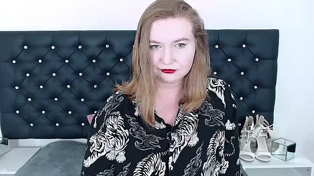 LaraDream online show from 02-21-25, 03:01