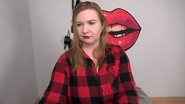 LaraDream online show from 11-04-25, 04:55