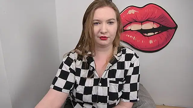 LaraDream online show from 12-04-25, 03:44