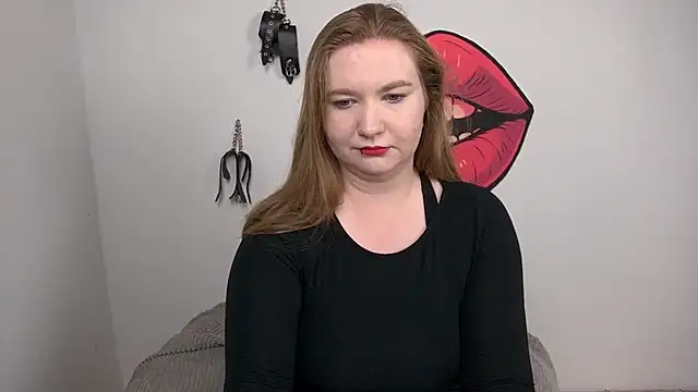 LaraDream online show from 11-26-25, 03:01