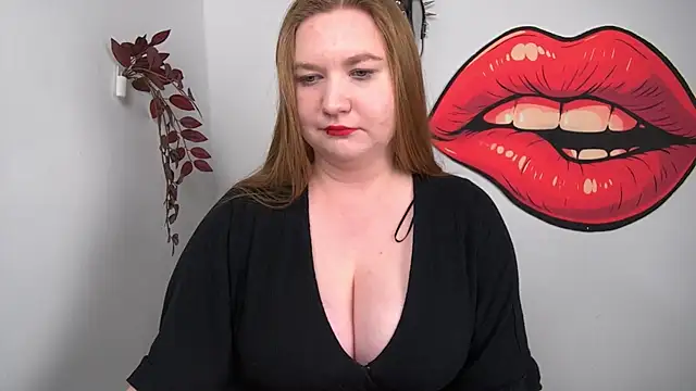 LaraDream online show from 04-19-26, 06:43