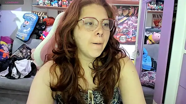 Snapshot of soficammy chatting on 05-03-26, 09:40 soficammy online show from 05-03-26, 09:40