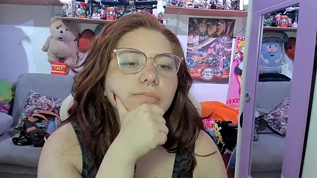 Snapshot of soficammy chatting on 04-27-26, 10:30 soficammy online show from 04-27-26, 10:30