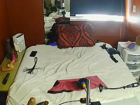 PartyPawgGirl420 online show from 07-16-26, 10:29