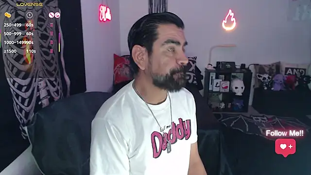 soyelcarlitos  online show from 05-12-26, 01:17