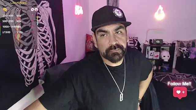 soyelcarlitos  online show from 05-08-26, 11:08