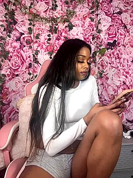 mismialove online show from 10-18-25, 03:52