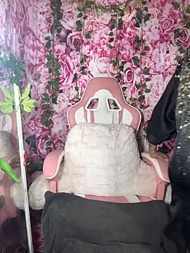 mismialove online show from 11-01-25, 02:44