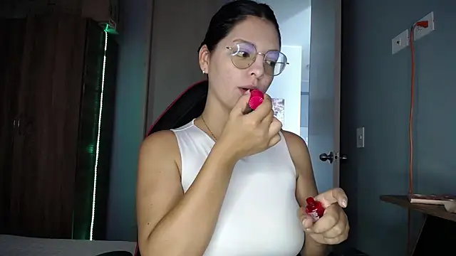 susan smith18 online show from 12-18-25, 02:32