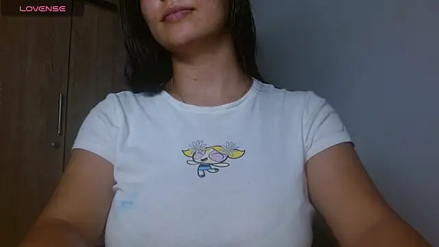 Snapshot of susan_smith18 chatting on 06-03-26, 06:47 susan smith18 online show from 06-03-26, 06:47
