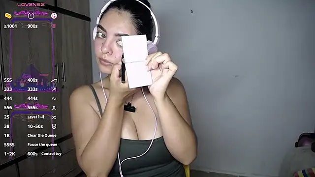 susan smith18 online show from 03-04-26, 04:31