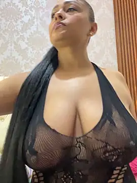 sofia xxx02 online show from 12-17-25, 12:21