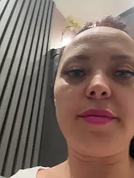 Snapshot of Kate_Joy chatting on 03-20-25, 12:43 Kate Joy online show from 03-20-25, 12:43