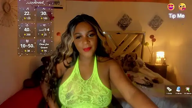 Snapshot of Miagrace chatting on 03-08-26, 10:24 Miagrace online show from 03-08-26, 10:24