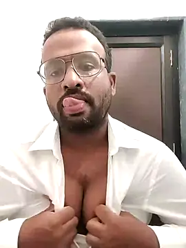 Sammy6432 online show from 10-15-25, 06:44