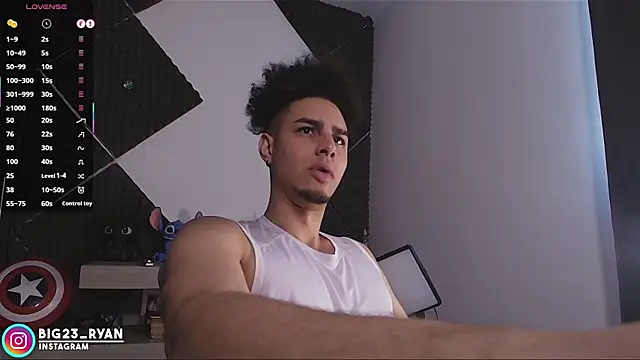 bigryann23 online show from 03-19-26, 04:51