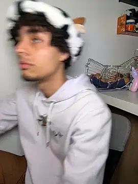 bigryann23 online show from 11-04-25, 12:25