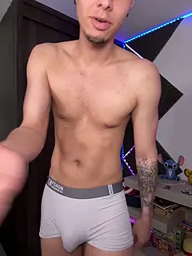 bigryann23 online show from 04-12-26, 01:09