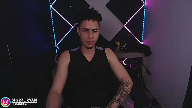 bigryann23 online show from 04-15-26, 02:28