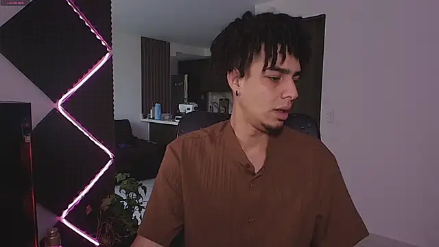 bigryann23 online show from 12-01-25, 09:04