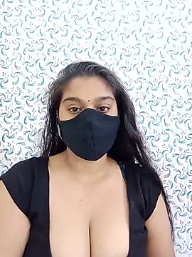Snapshot of Jasmine_jaaan chatting on 06-20-26, 04:28 Jasmine jaaan online show from 06-20-26, 04:28