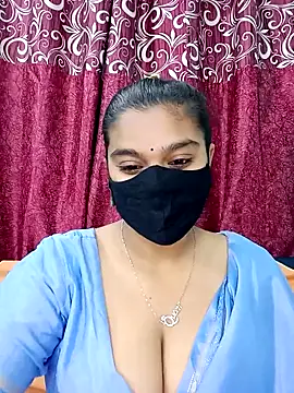 Jasmine jaaan online show from 01-07-26, 04:39