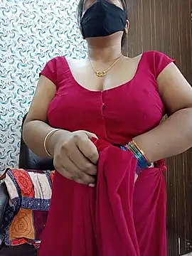 Snapshot of Jasmine_jaaan chatting on 06-17-26, 04:34 Jasmine jaaan online show from 06-17-26, 04:34